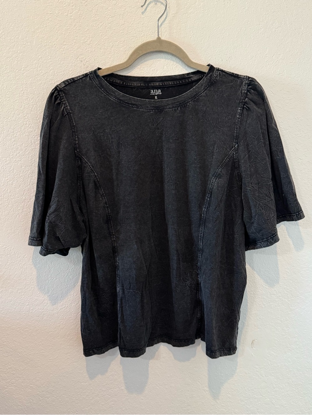 ana Washed Black Puff Sleeve Tee XL